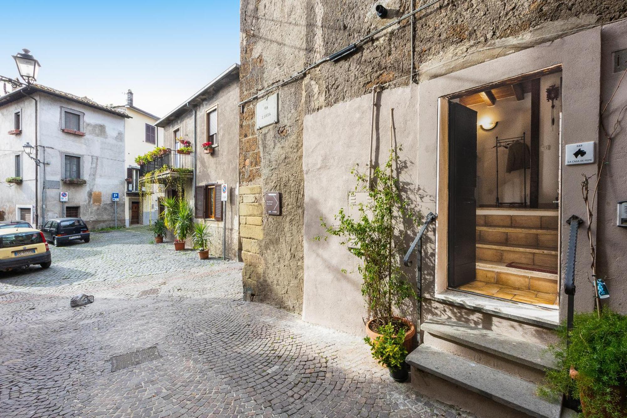 La Casa Di Pepe Bed and Breakfast Sutri Εξωτερικό φωτογραφία